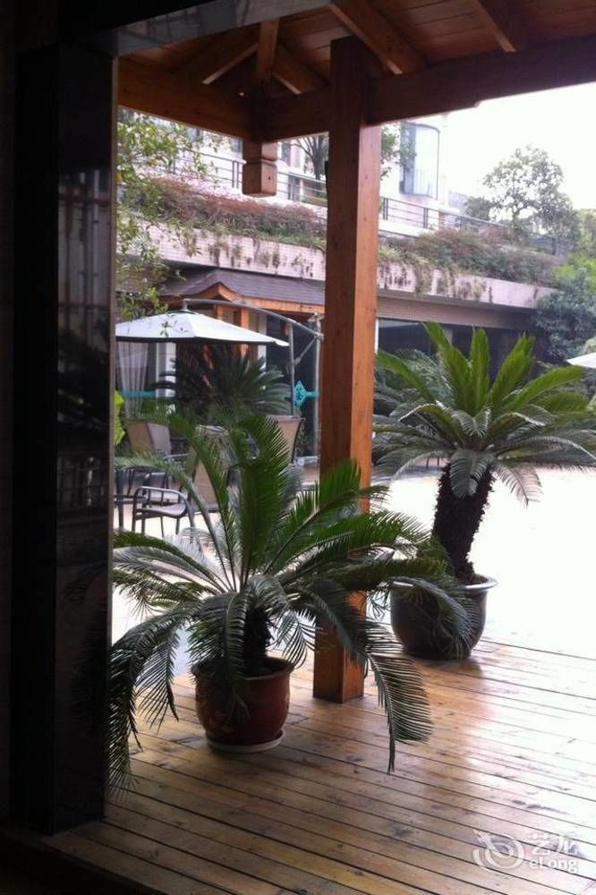 Modern City Inn Chengdu Buitenkant foto